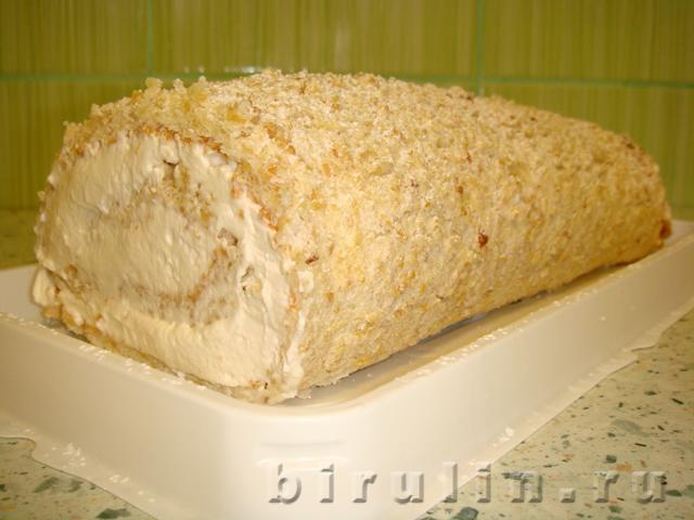 Ореховый рулет с кофейным кремом из маскарпоне